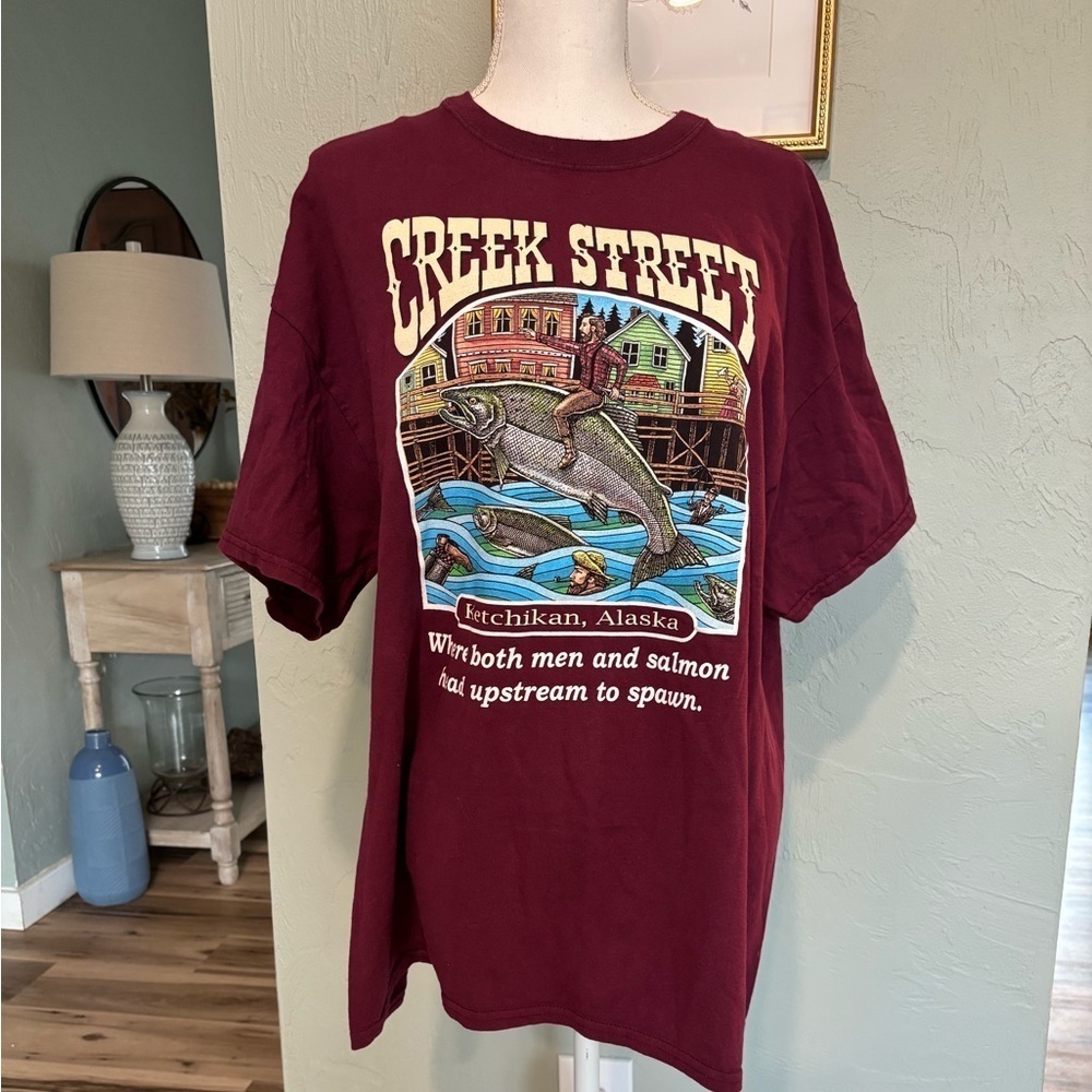 GILDAN 100% Cotton
CREEK  STREET KETICHAN, ALASKA
SIZE XL